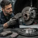 صدای لنت ترمز در حال حرکت؛ علت‌ها، روش تشخیص و راه‌های رفع مشکل