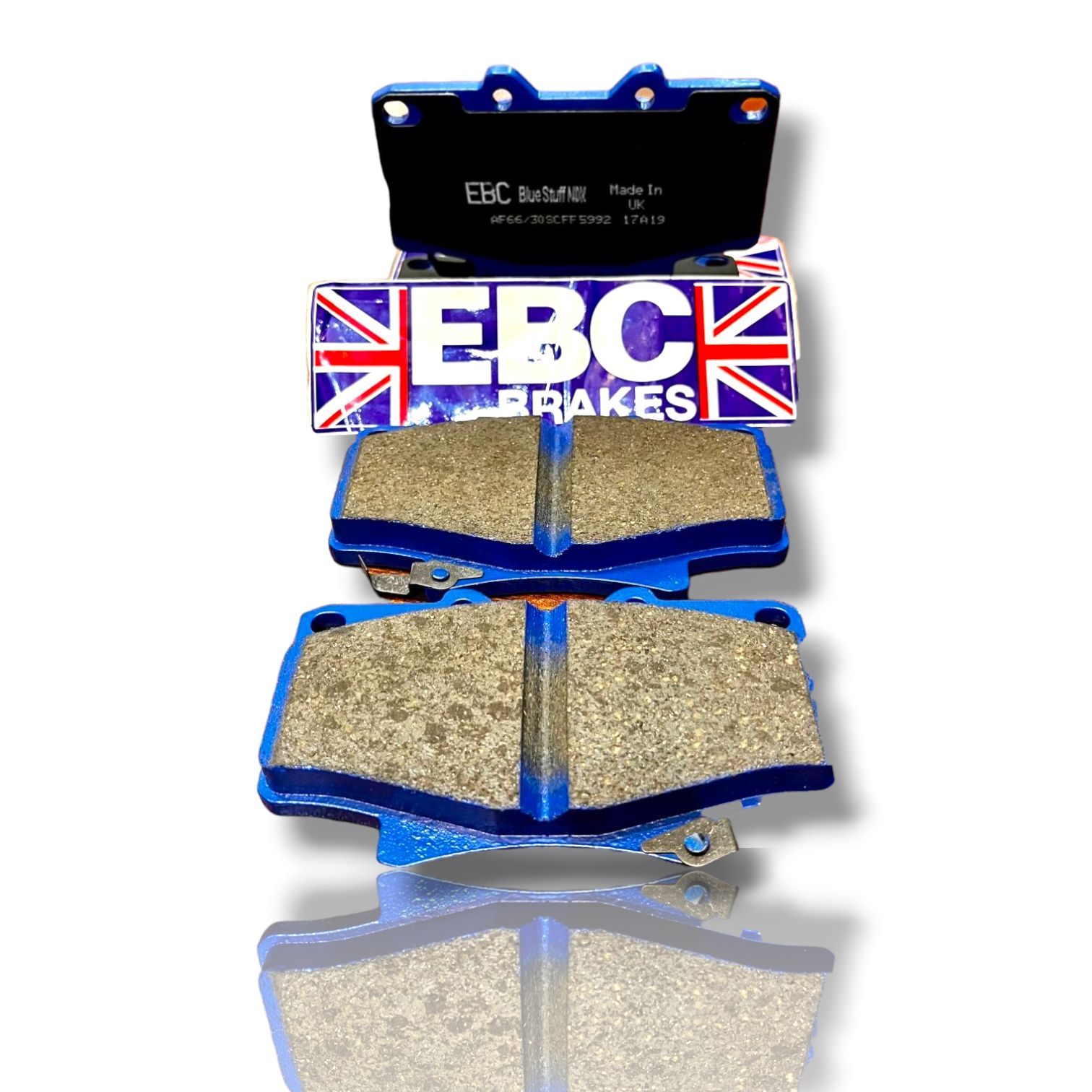 خرید لنت ترمز جلو تویوتا لندکروز fj80 سری 80 EBC انگلستان سری BLUE STUFF لنت ترمز جلو تویوتا لندکروز fj80 سری 80 EBC انگلستان سری BLUE STUFF