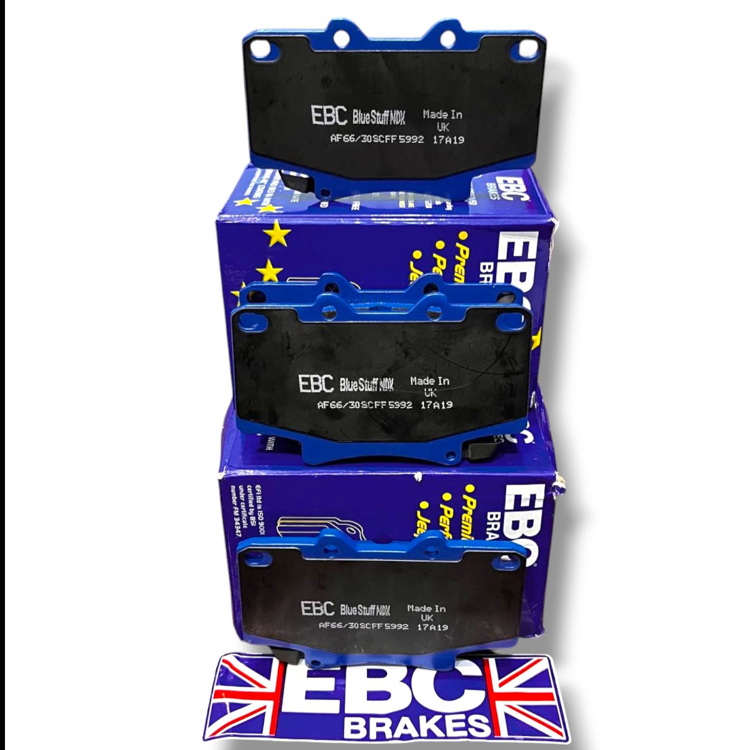 خرید لنت ترمز جلو تویوتا لندکروز fj80 سری 80 EBC انگلستان سری BLUE STUFF لنت ترمز جلو تویوتا لندکروز fj80 سری 80 EBC انگلستان سری BLUE STUFF